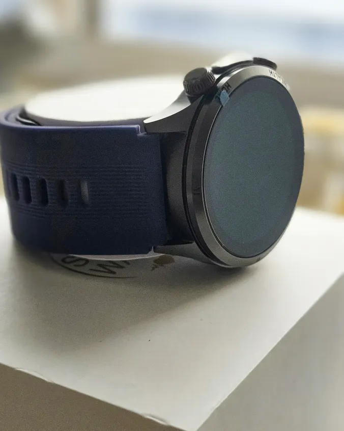 MSM smartwatch with navy sport strap