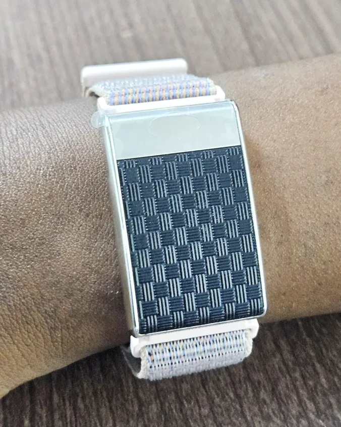 MSM rectangular health tracker on wrist